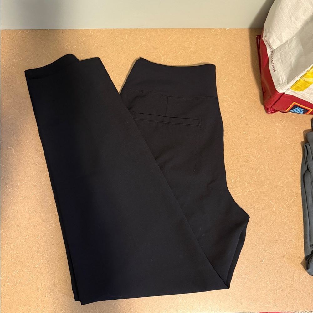 Athleta Endless Pants—Black